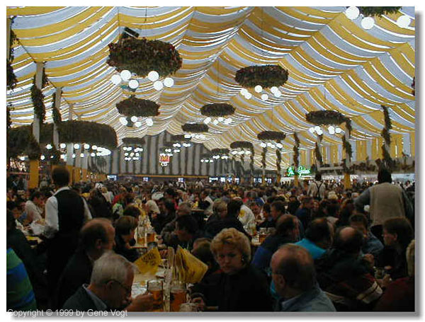 Dinkelacker-Tent-L-Sh