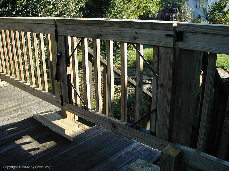 20020929-03_New_Gate