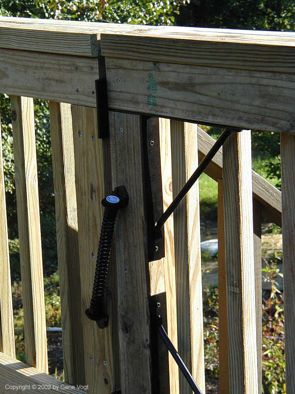 20020929-05_Gate_Hinge_and_Spring
